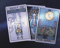 Variantes del significado de la Suma Sacerdotisa en el Tarot