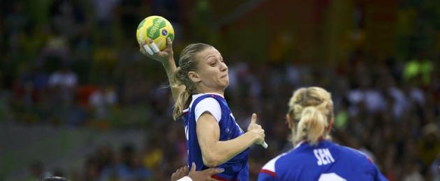 Rezultatele olimpiadei de handbal feminin.  Handbalistii ruși vor organiza prima grupă a turneului olimpic de lângă Rio de Janeiro.  Yaka rolul lui Evgen Trefilov